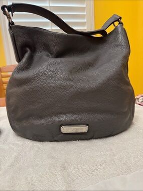 Marc Jacobs Grey Pebbled Leather Shoulder Hobo Pre-Owned
